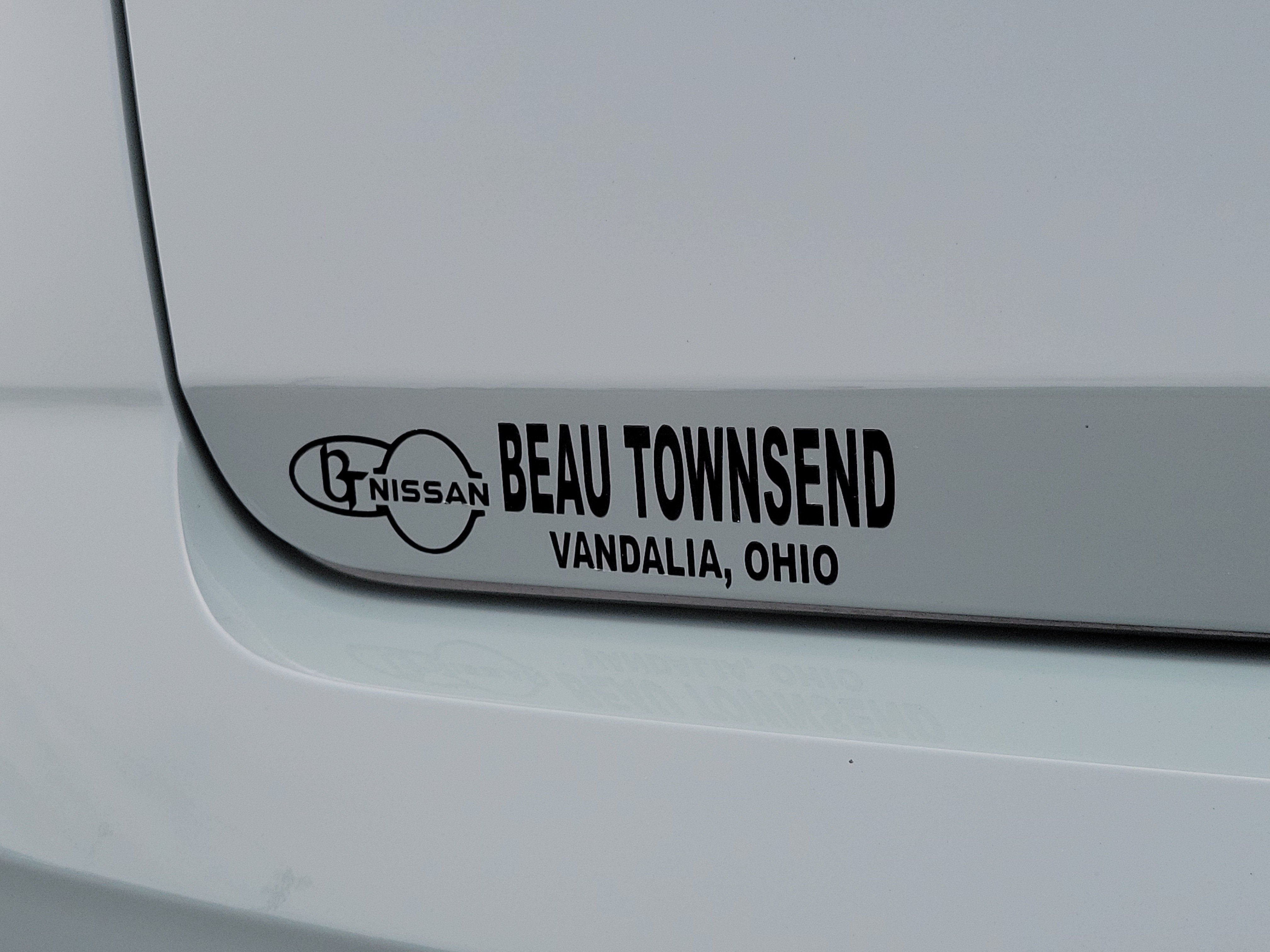 Used 2025 Hyundai Venue SEL FWD image 6