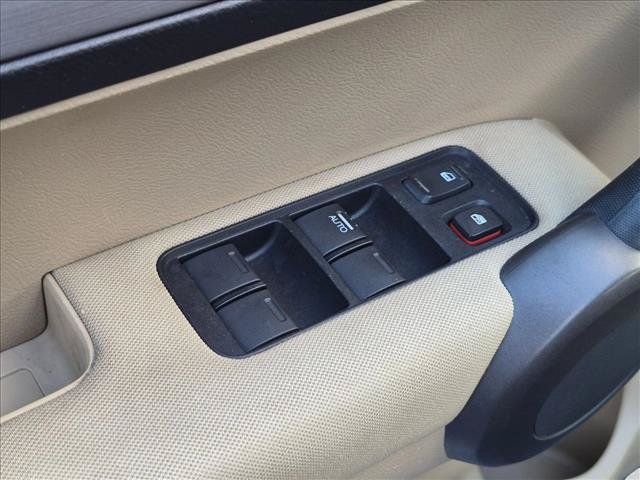 Used 2011 Honda CR-V LX image 10