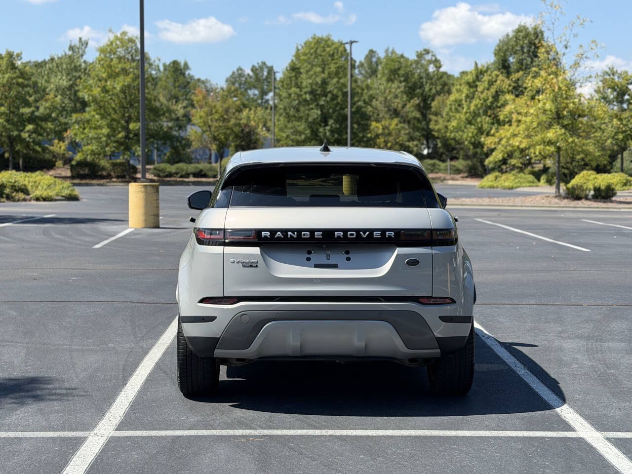 Used 2020 Land Rover Range Rover Evoque SE AWD/4WD image 6