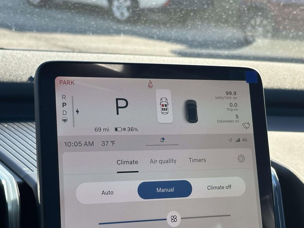 New 2026 Volvo EX30 Cross Country Ultra w/ Protection Package Premier AWD/4WD image 9