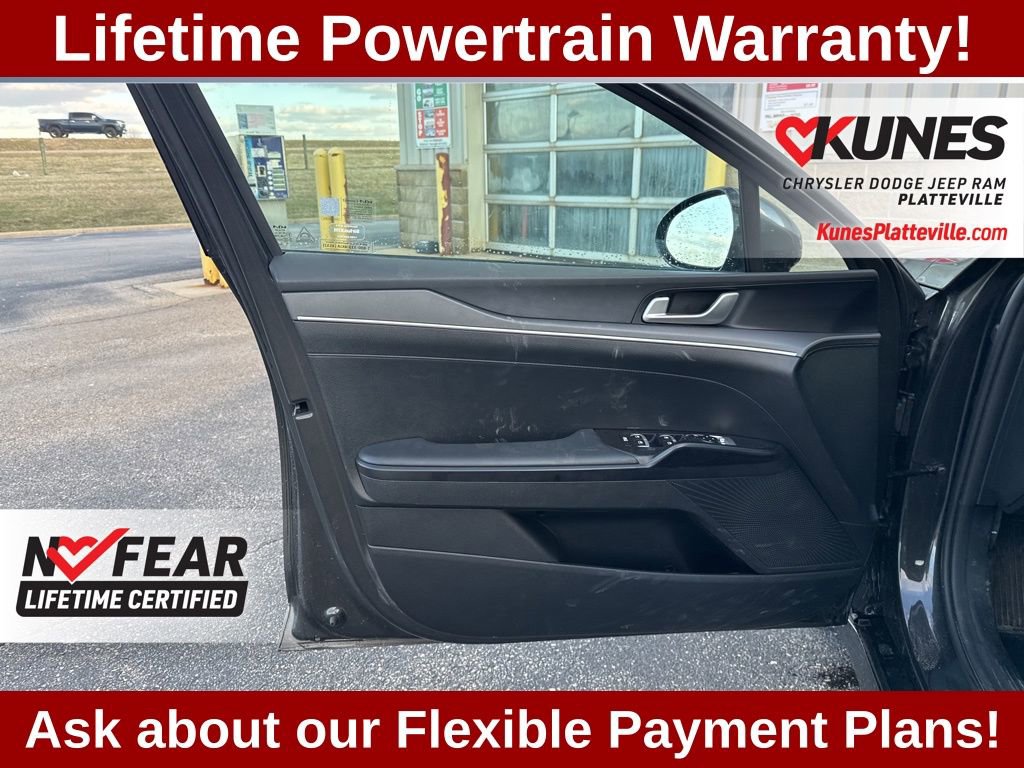 Used 2025 Kia K5 LXS image 12