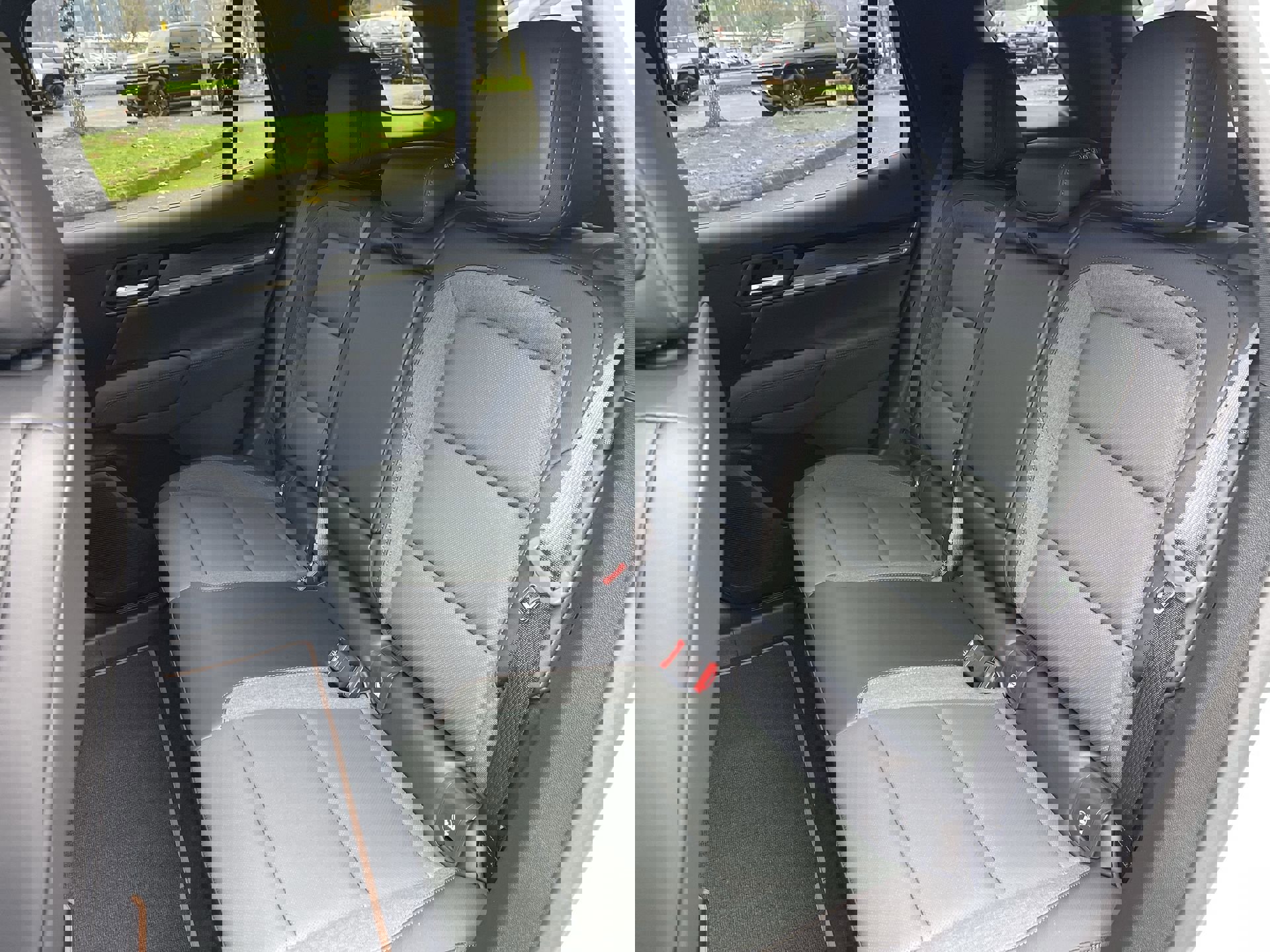 New 2026 GMC Terrain AT4 w/ Convenience Package III image 57