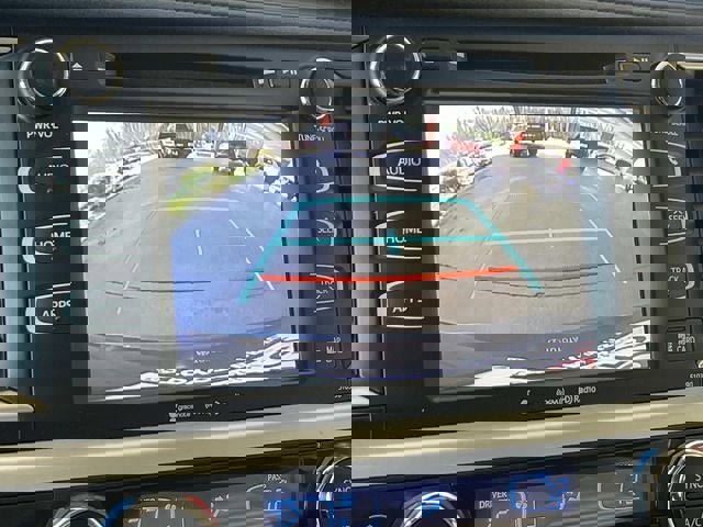 Used 2019 Toyota Highlander XLE image 39