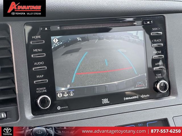 Used 2020 Toyota Sienna Limited Premium image 32