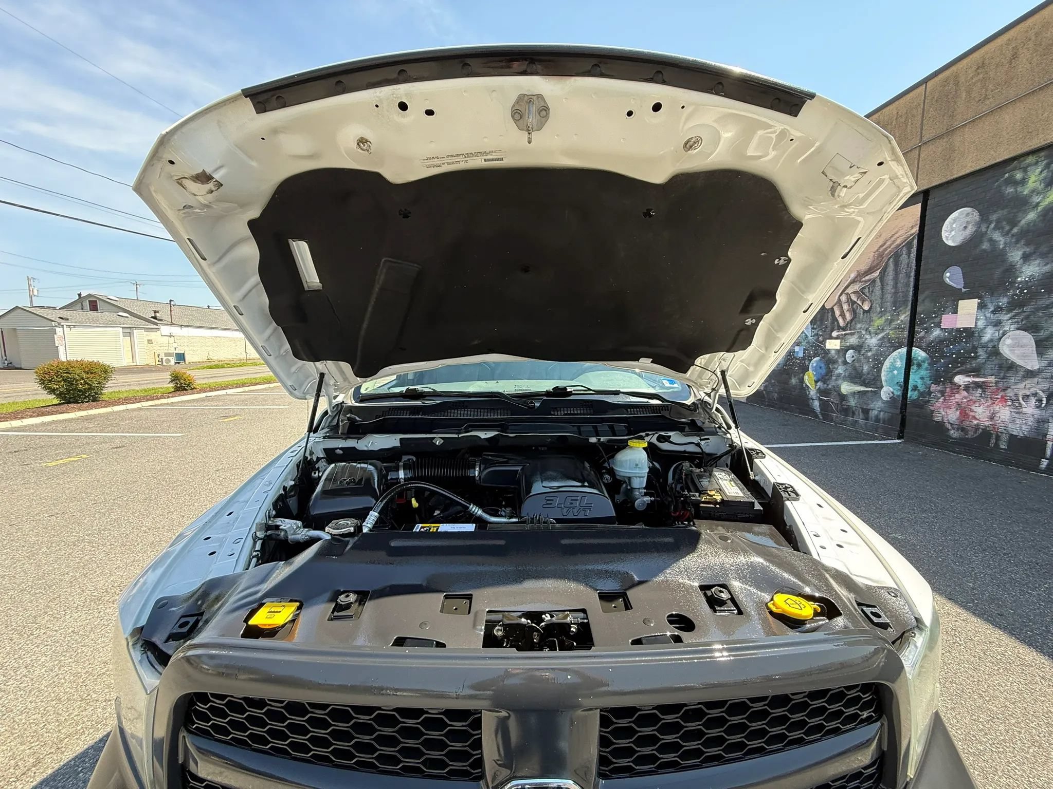 Used 2019 RAM 1500 Tradesman AWD/4WD image 11