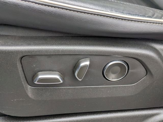 Used 2021 Cadillac Escalade ESV Premium Luxury image 27