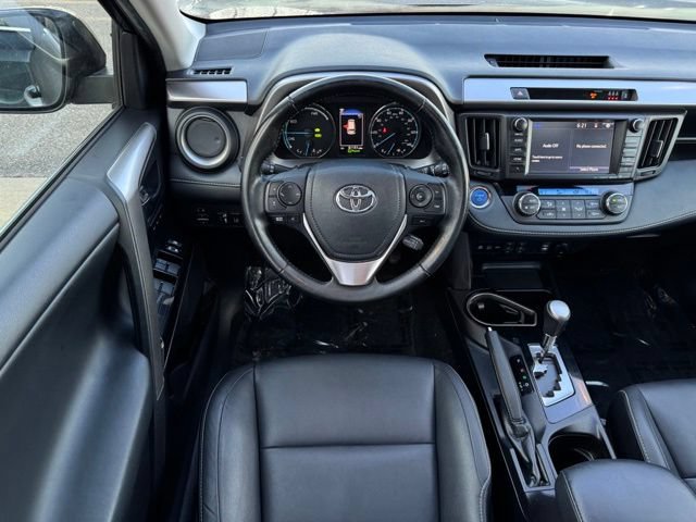 Used 2018 Toyota RAV4 Limited AWD/4WD image 10