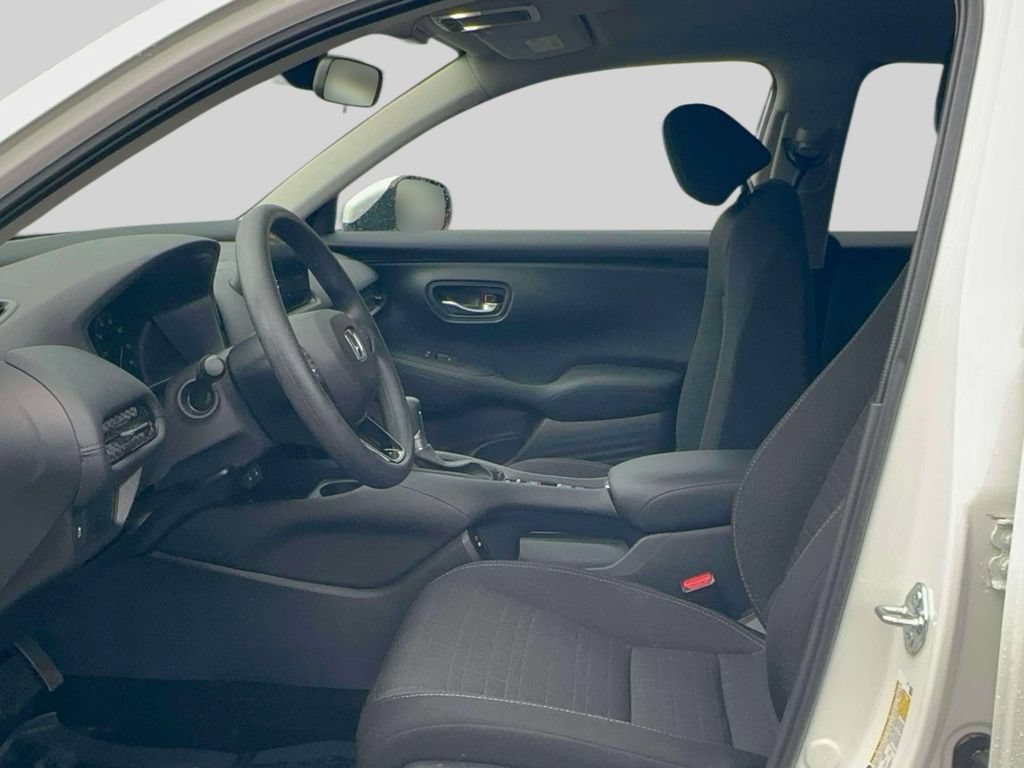 Certified 2026 Honda HR-V LX image 13