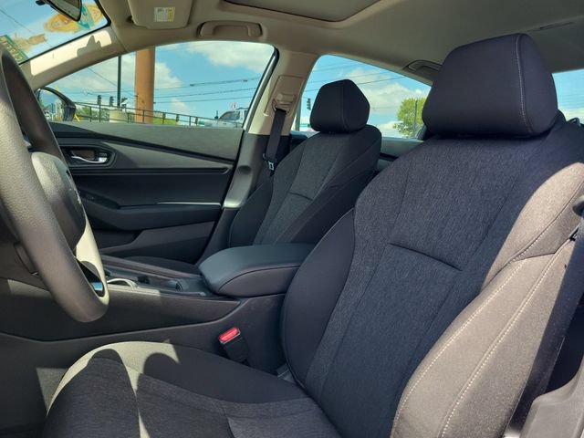 Certified 2025 Honda Accord SE image 11