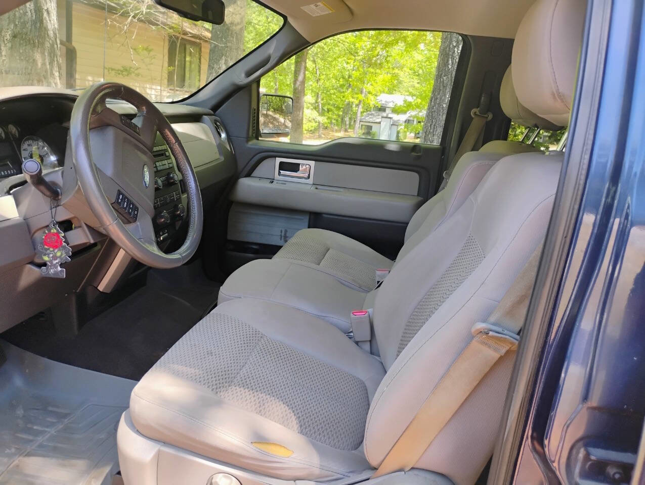 Used 2010 Ford F150 XL image 6