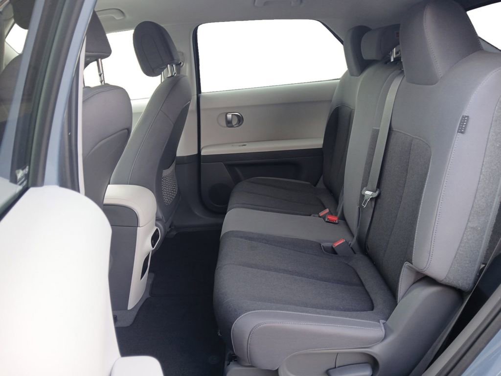 Used 2024 Hyundai Ioniq 5 SE RWD image 13