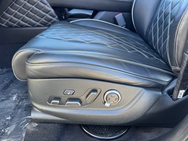 Used 2023 Genesis GV80 3.5T w/ Prestige Matte Package image 13