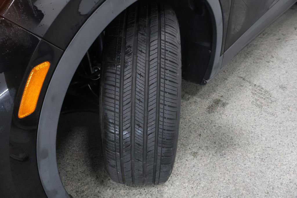 Used 2022 Volkswagen ID.4 Pro S image 4