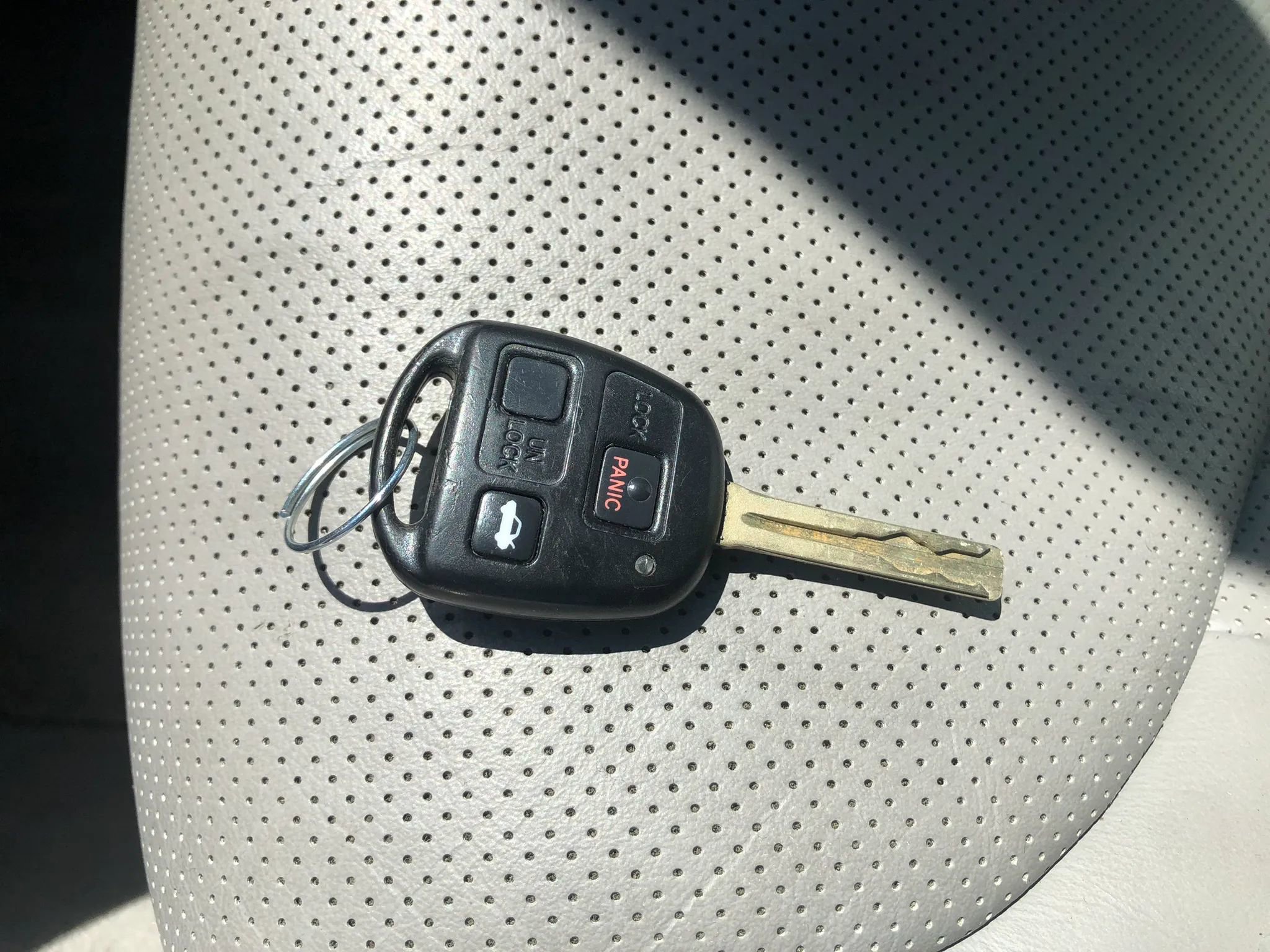 Used 2004 Lexus LS 430 image 42