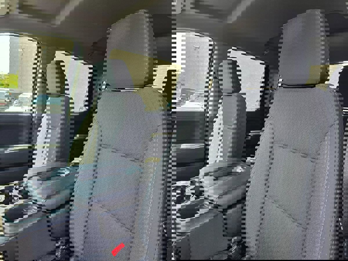 Used 2020 Chevrolet Silverado 1500 LT w/ All-Star Edition image 16