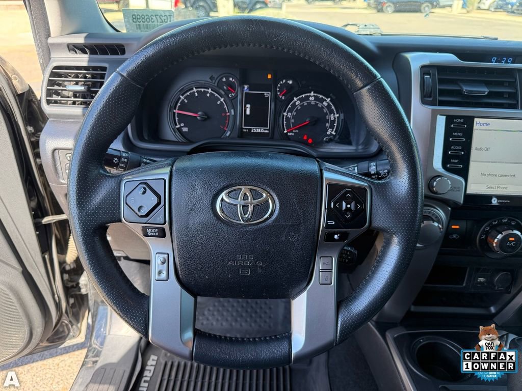 Used 2022 Toyota 4Runner SR5 Premium AWD/4WD image 15