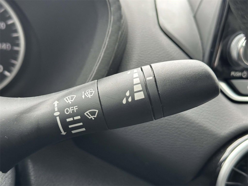 Certified 2025 Nissan Sentra S image 32