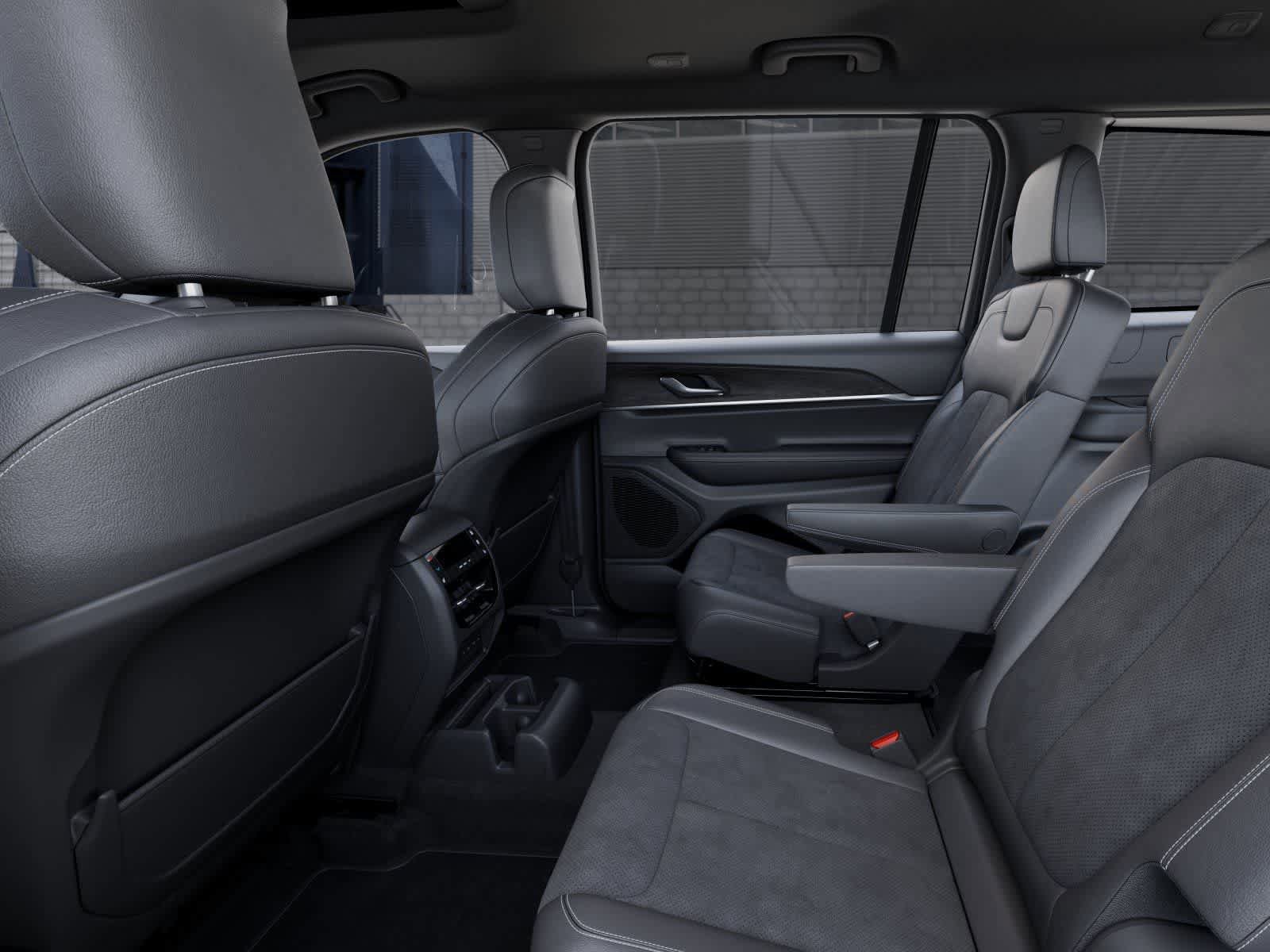 New 2026 Jeep Grand Cherokee L 4WD image 23