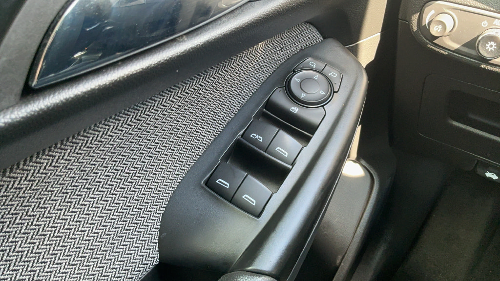 Used 2024 Chevrolet TrailBlazer LS w/ LS Confidence Package FWD image 13