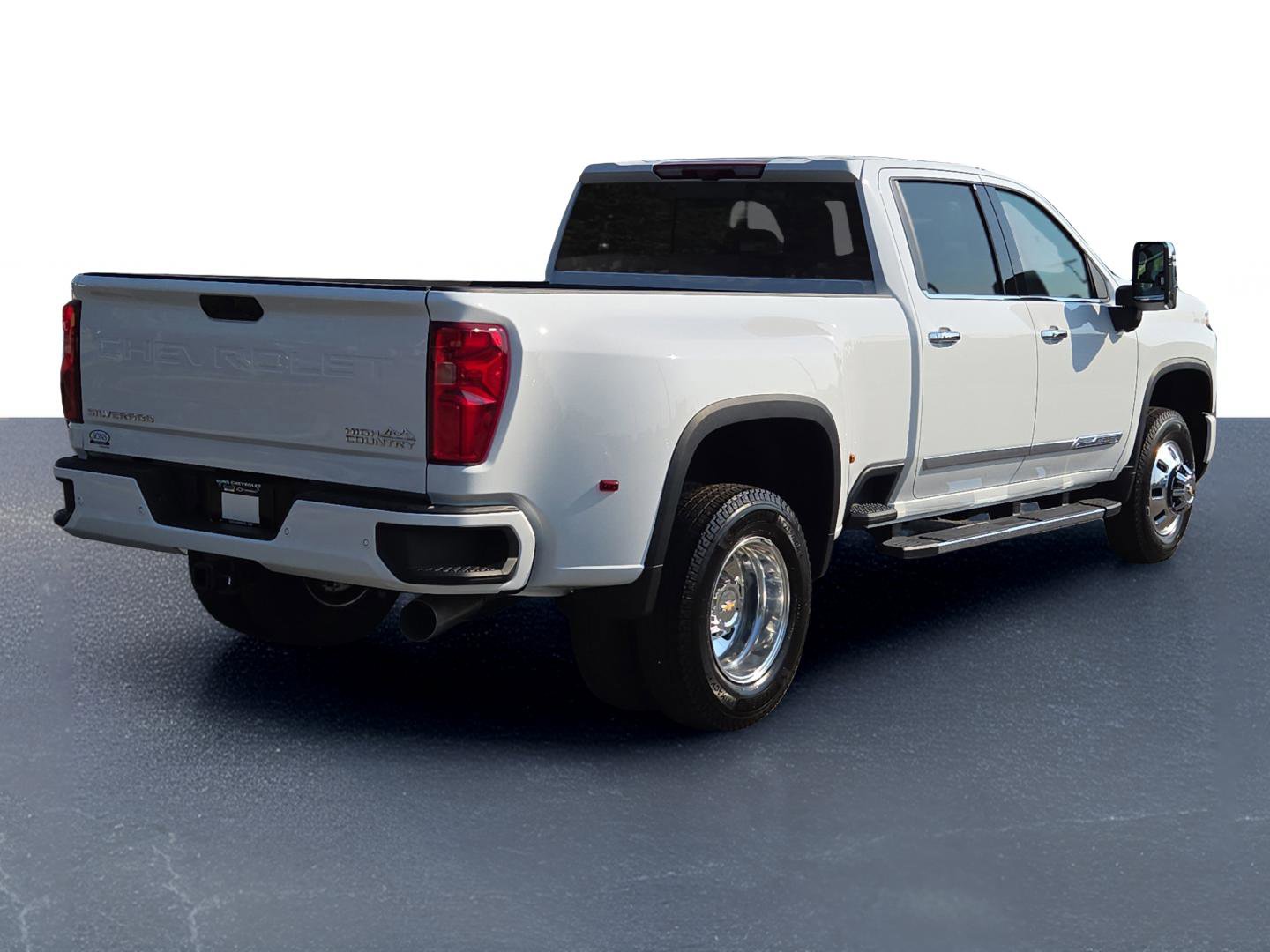 New 2026 Chevrolet Silverado 3500 High Country w/ High Country Premium Package image 8