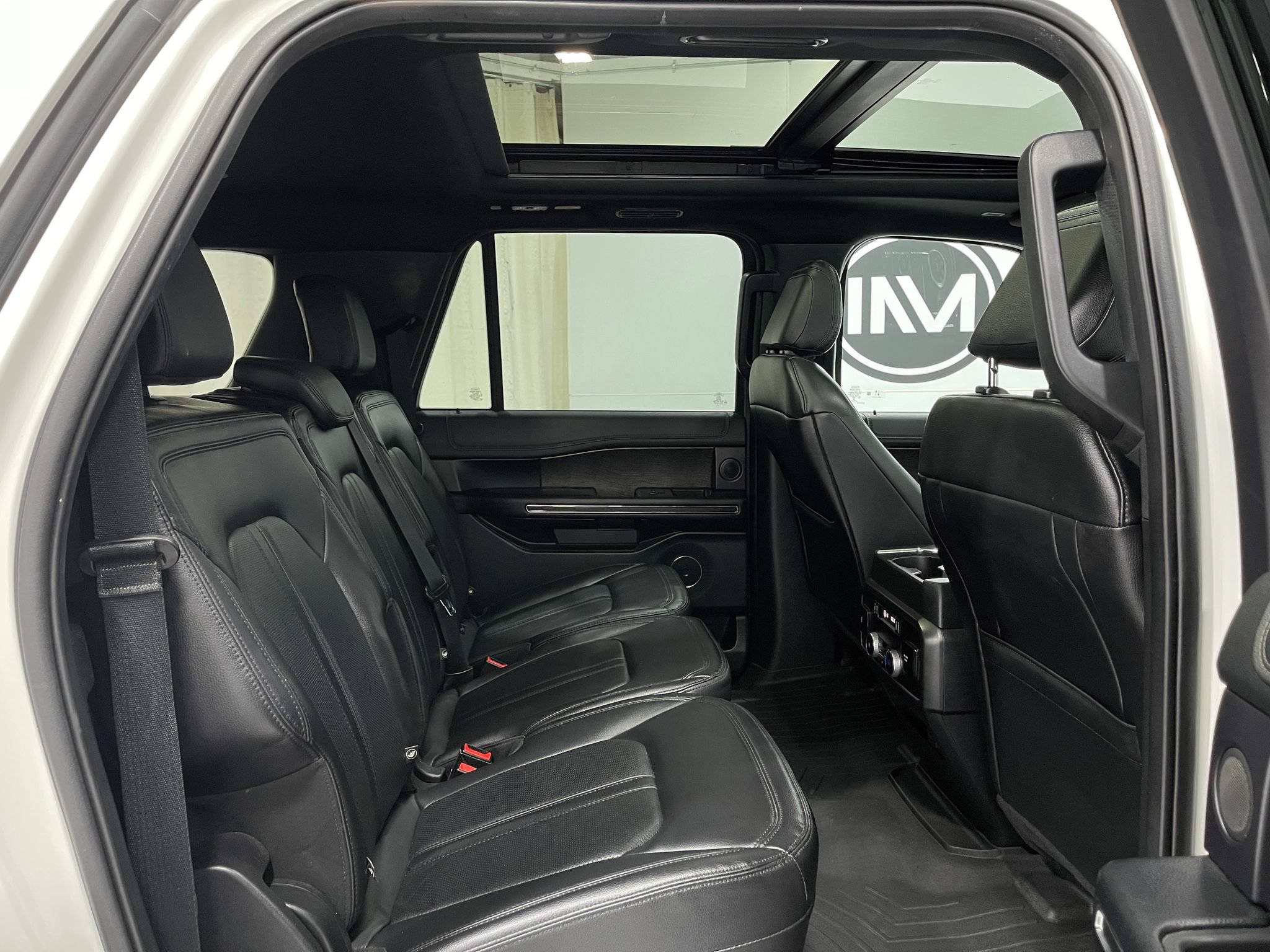 Used 2021 Ford Expedition Max Limited AWD/4WD image 33