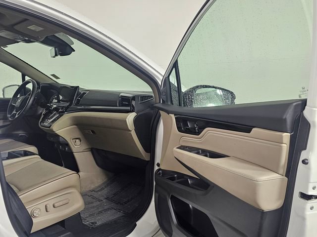 Used 2023 Honda Odyssey Elite image 12