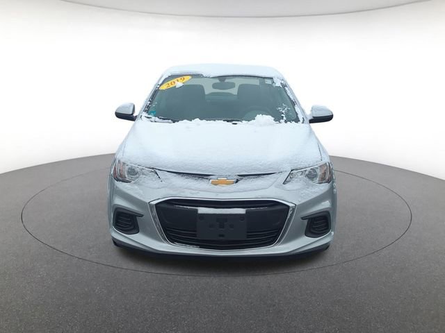 Used 2019 Chevrolet Sonic LT w/ Convenience Package image 2