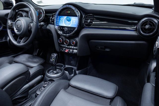Used 2024 MINI Cooper S image 22