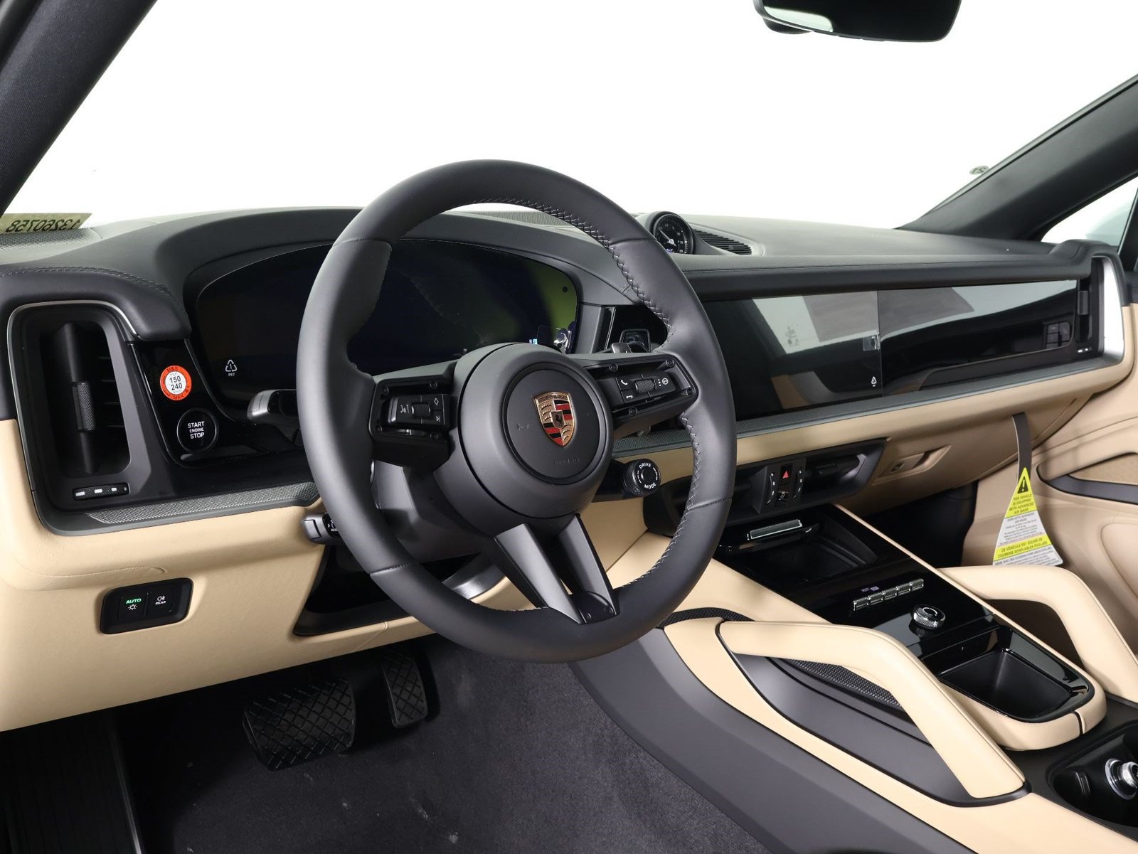 New 2026 Porsche Cayenne Coupe AWD/4WD image 4
