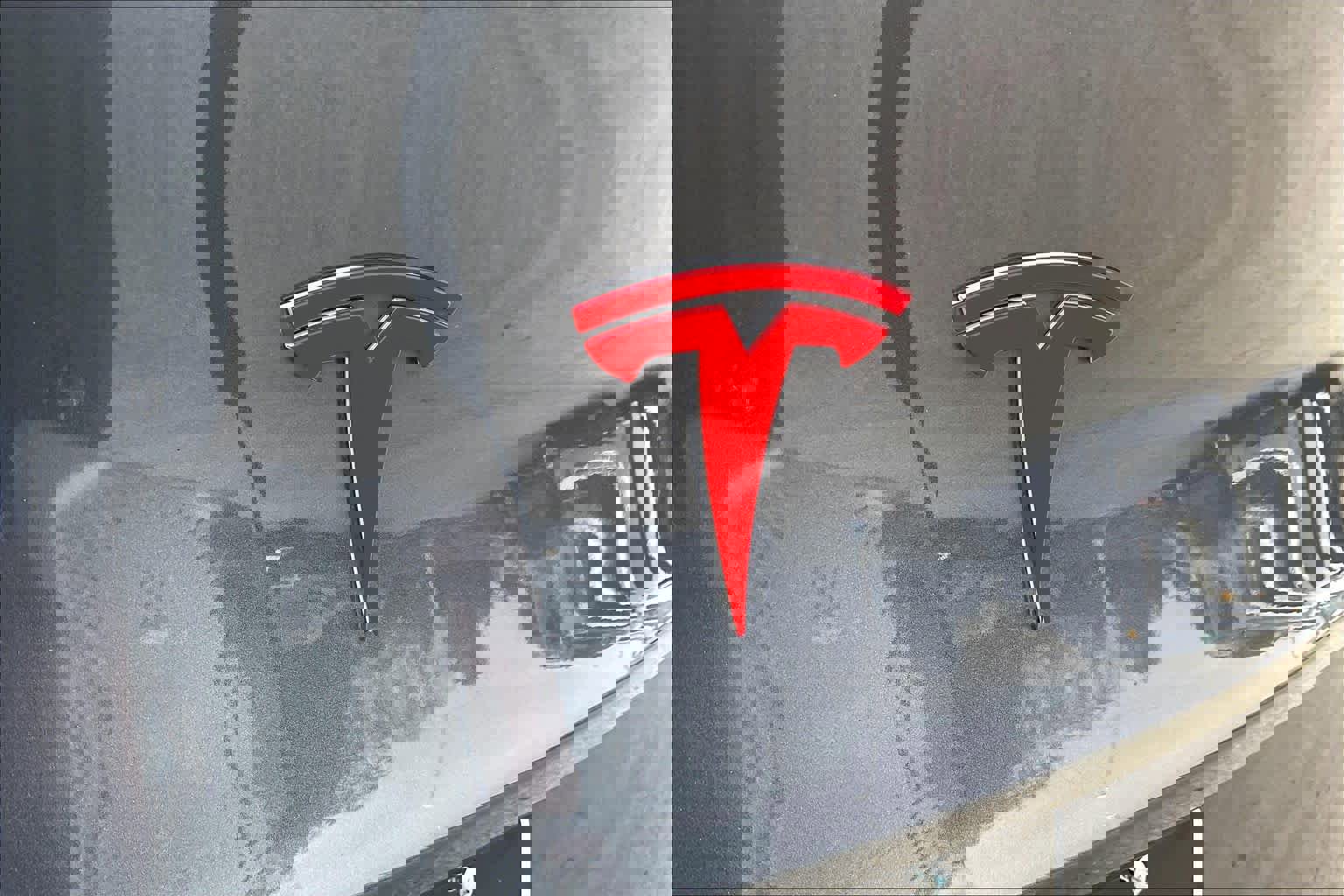 Used 2023 Tesla Model Y AWD image 26