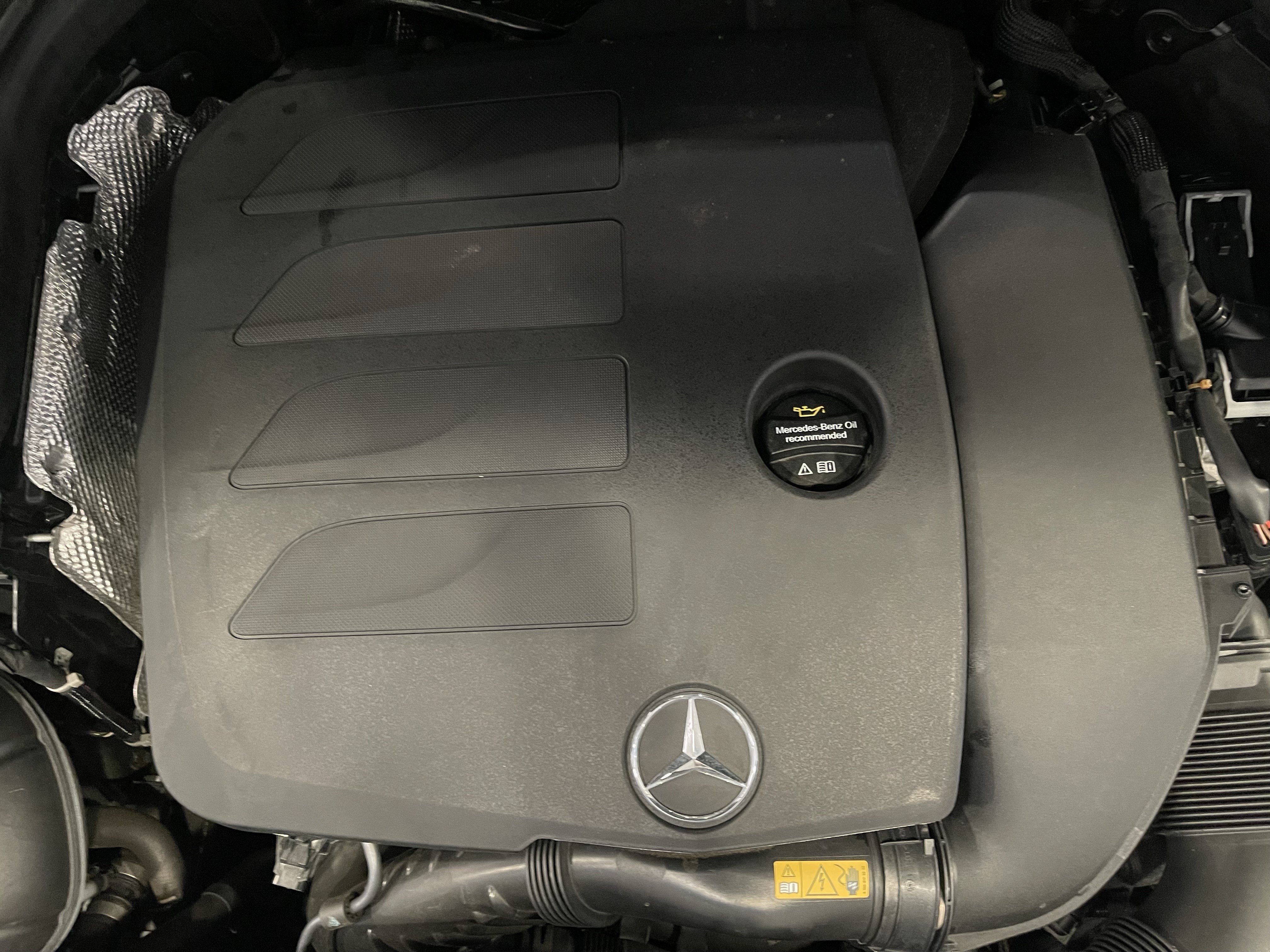 Used 2023 Mercedes-Benz GLC 300 4MATIC Coupe image 26