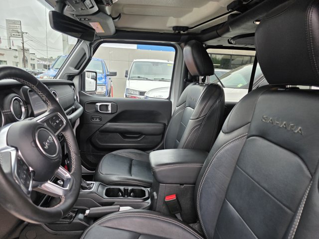 Used 2022 Jeep Wrangler Unlimited Sahara w/ Cold Weather Group AWD/4WD image 4