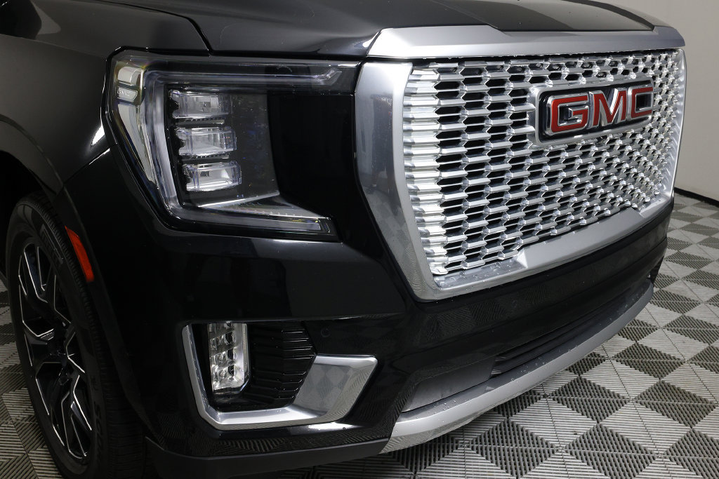 Used 2023 GMC Yukon XL Denali RWD image 44