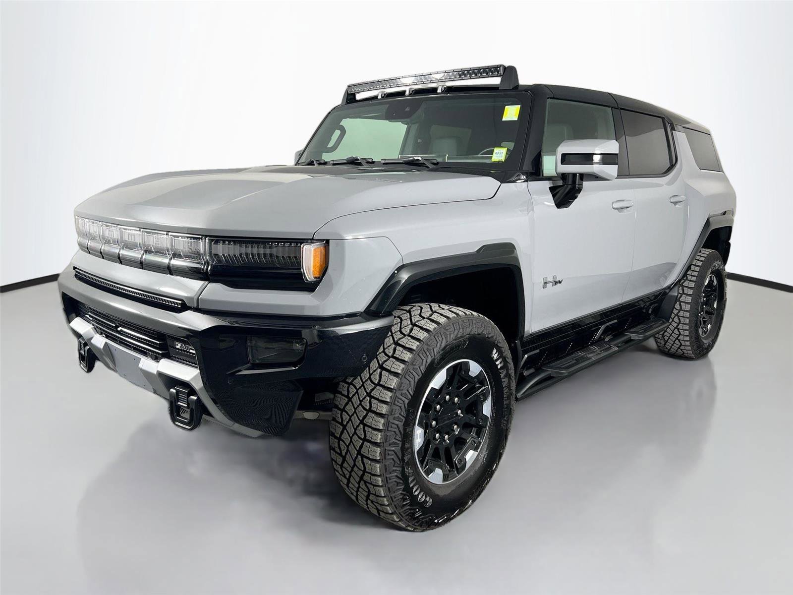 Used 2025 GMC Hummer EV 3X w/ Extreme Off-Road Package image 2