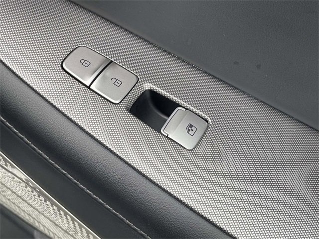 Used 2021 Hyundai Palisade Limited image 18