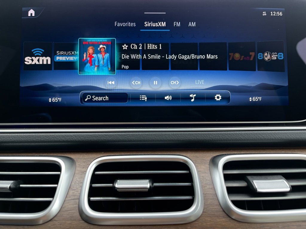 Used 2025 Mercedes-Benz GLS 450 4MATIC image 33