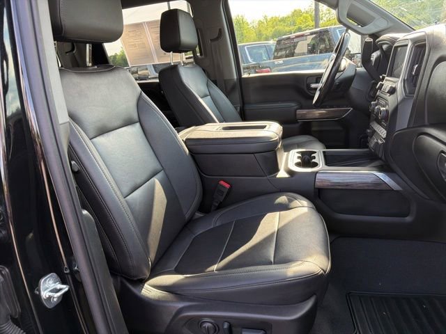Used 2022 Chevrolet Silverado 2500 LTZ w/ LTZ Plus Package AWD/4WD image 11