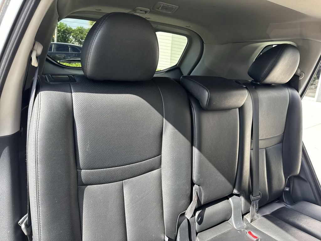 Used 2020 Nissan Rogue SL w/ Premium Package image 47