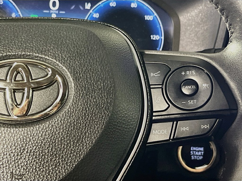 Used 2025 Toyota RAV4 Limited w/ Advanced Technology Package FWD image 17