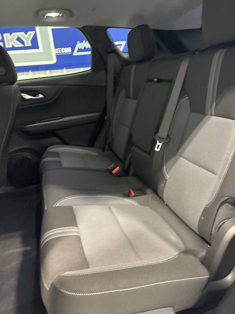 Used 2024 Chevrolet Blazer LT w/ Convenience Package FWD image 36