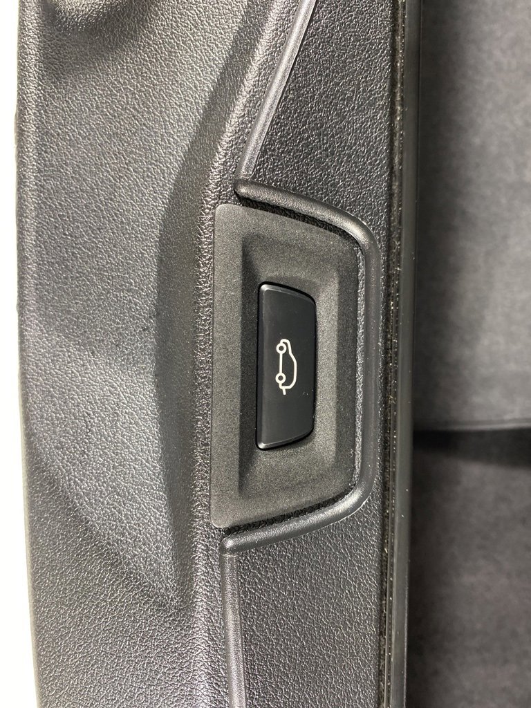 Used 2026 BMW X5 xDrive40i w/ Climate Comfort Package image 36