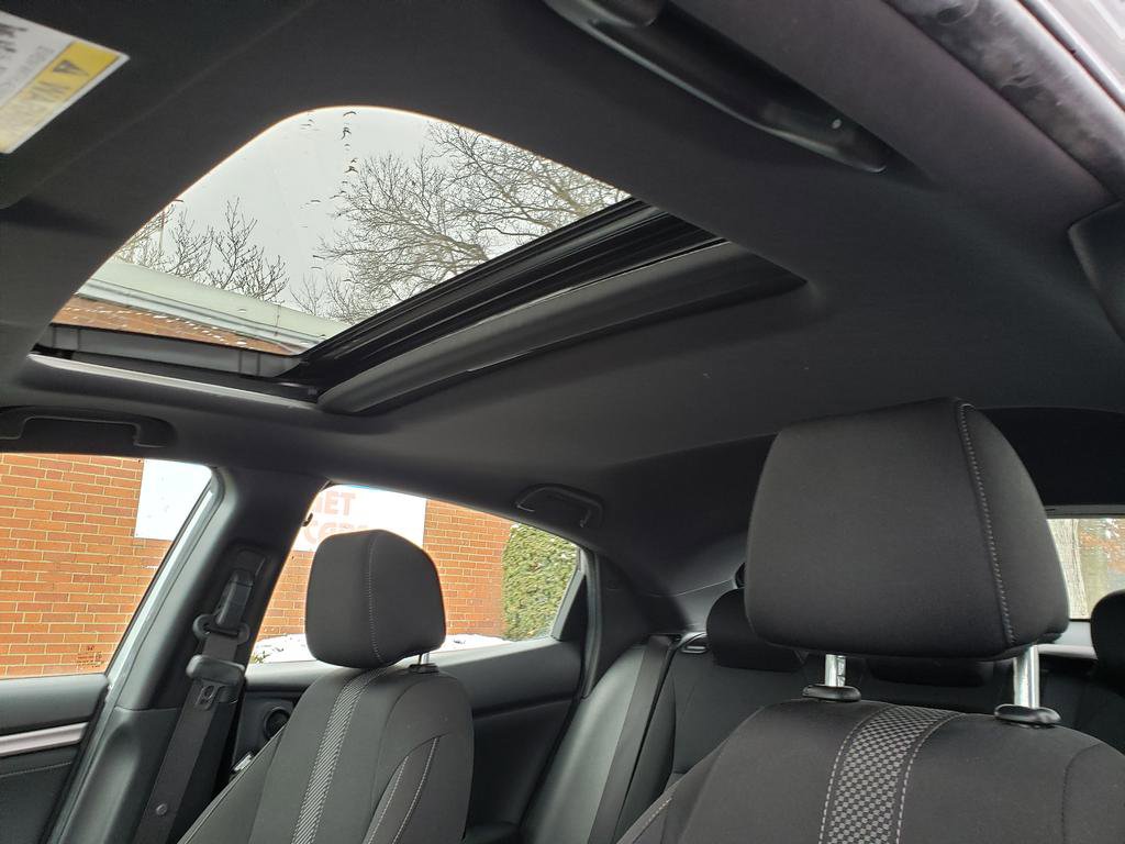 Used 2020 Honda Civic EX image 10