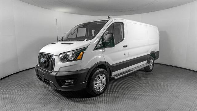 Used 2024 Ford Transit 250 Low Roof w/ Exterior Upgrade Package RWD image 2