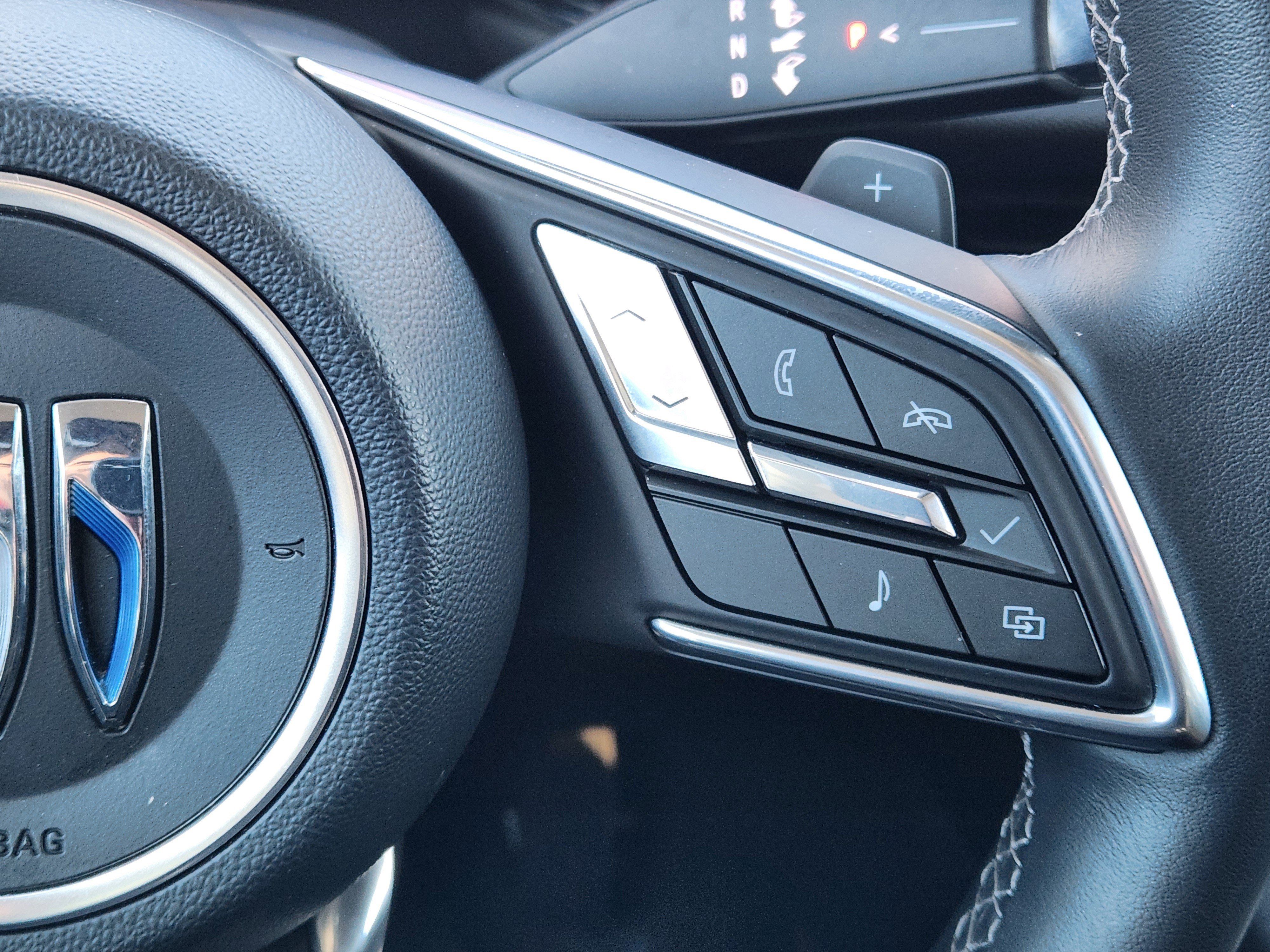 Certified 2025 Buick Envision Preferred image 10