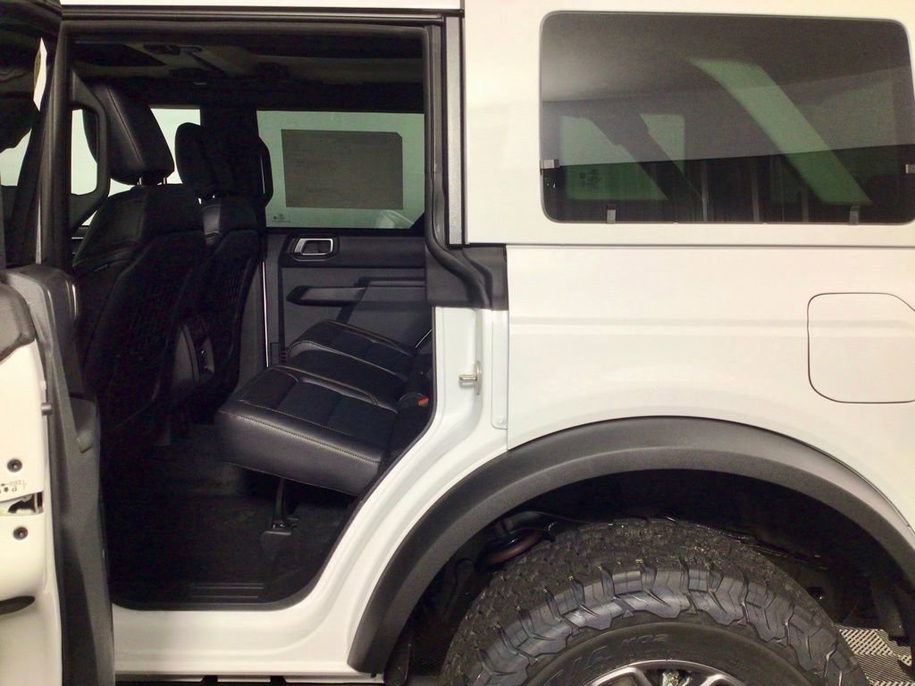 New 2025 Ford Bronco Badlands image 30