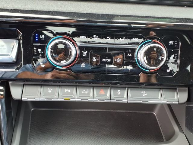 New 2026 GMC Sierra 2500 AT4 w/ AT4 Premium Plus Package image 14