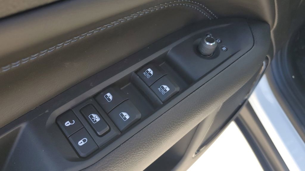 New 2026 Jeep Compass Latitude image 21