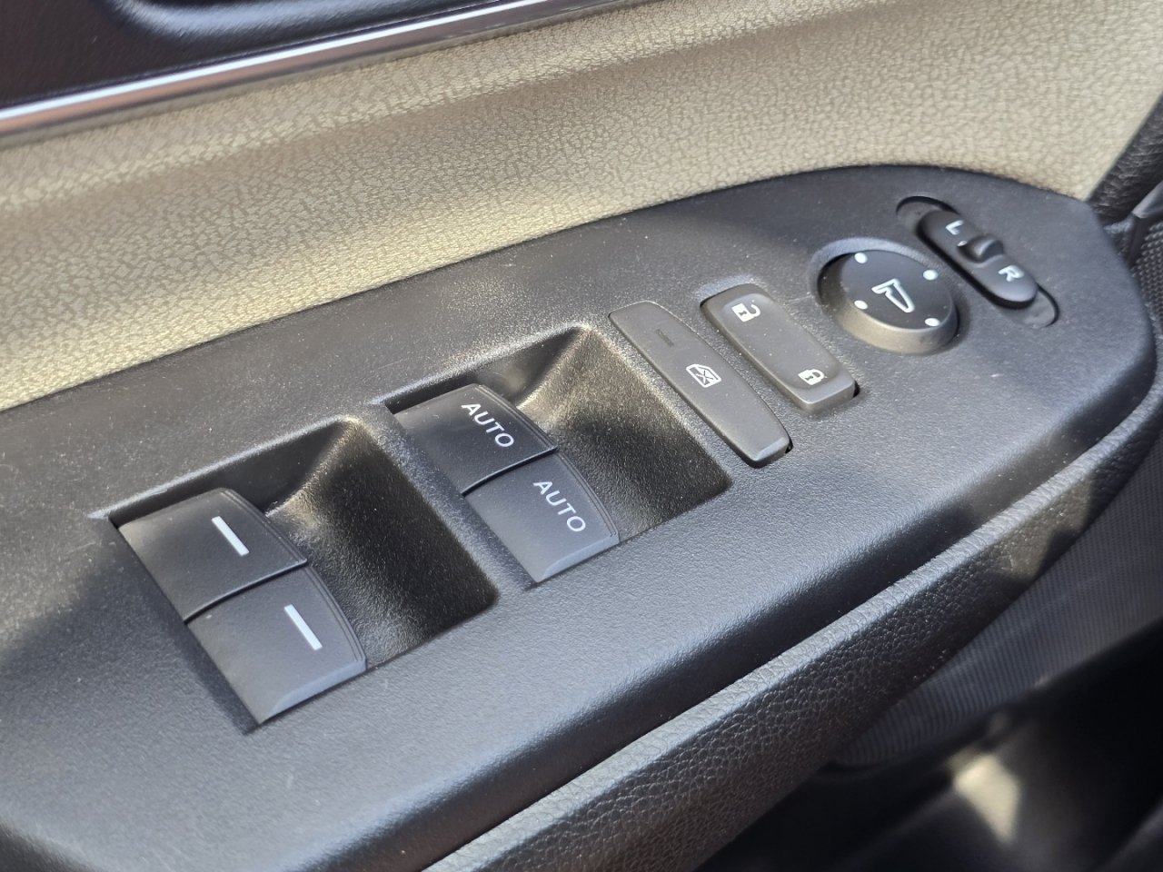 Used 2022 Honda CR-V EX image 24