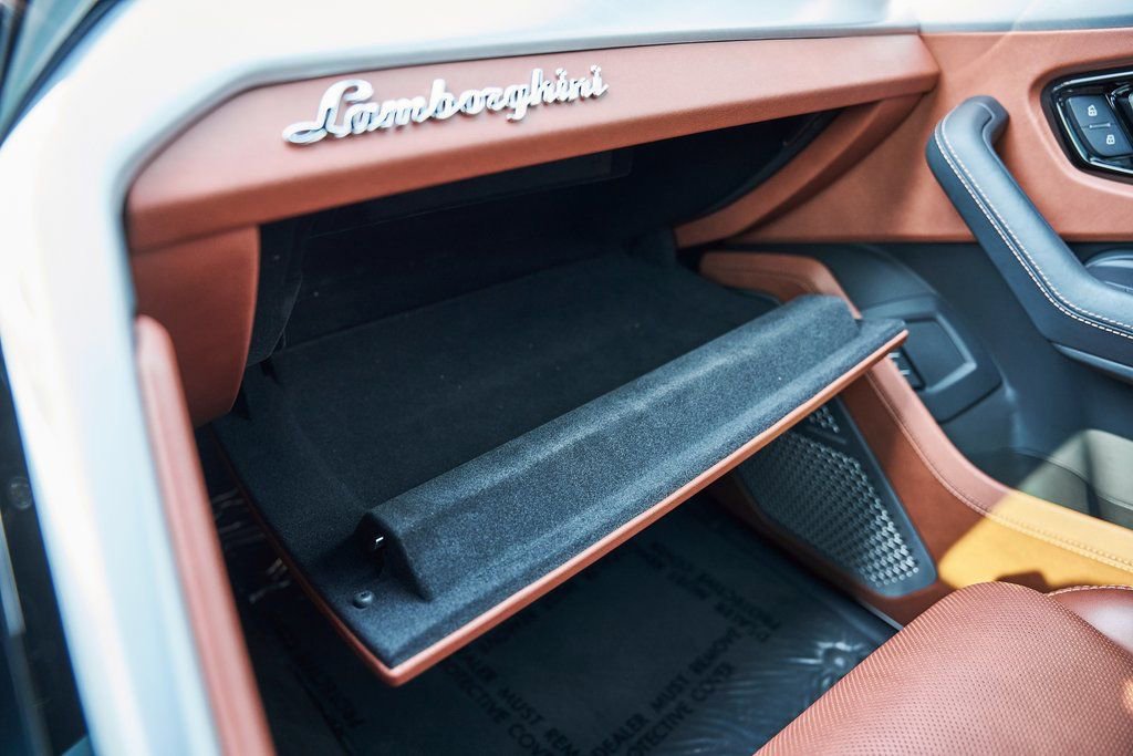 Used 2023 Lamborghini Urus S AWD/4WD image 84