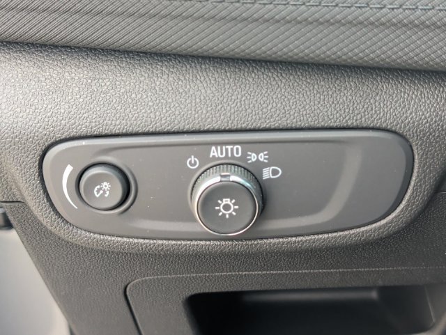 Used 2026 Chevrolet TrailBlazer LS w/ LS Convenience Package FWD image 20